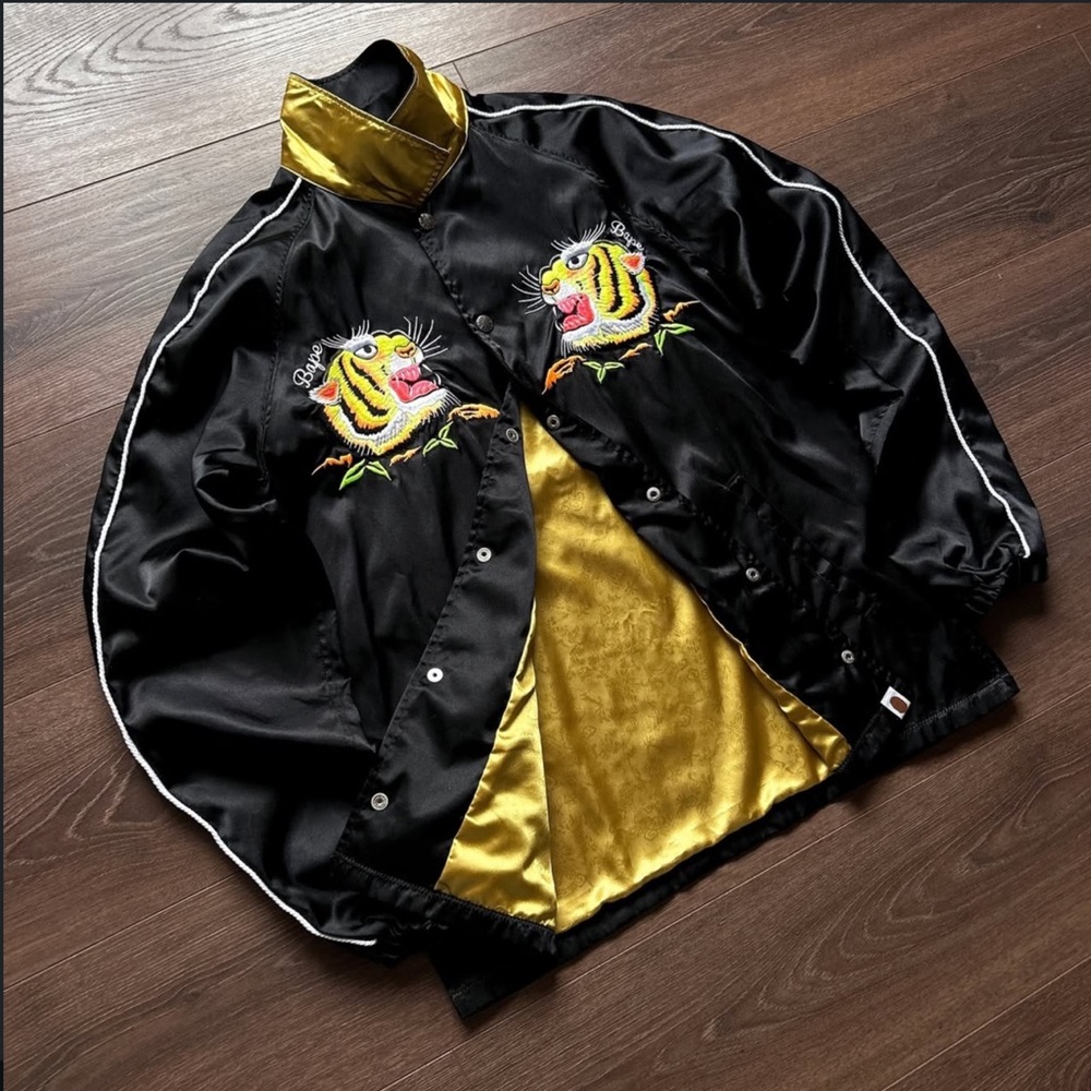 🔥 BAPE Japan Mens Silk Tiger Embroidered Sukajan Jacket L Black Gold 🔥